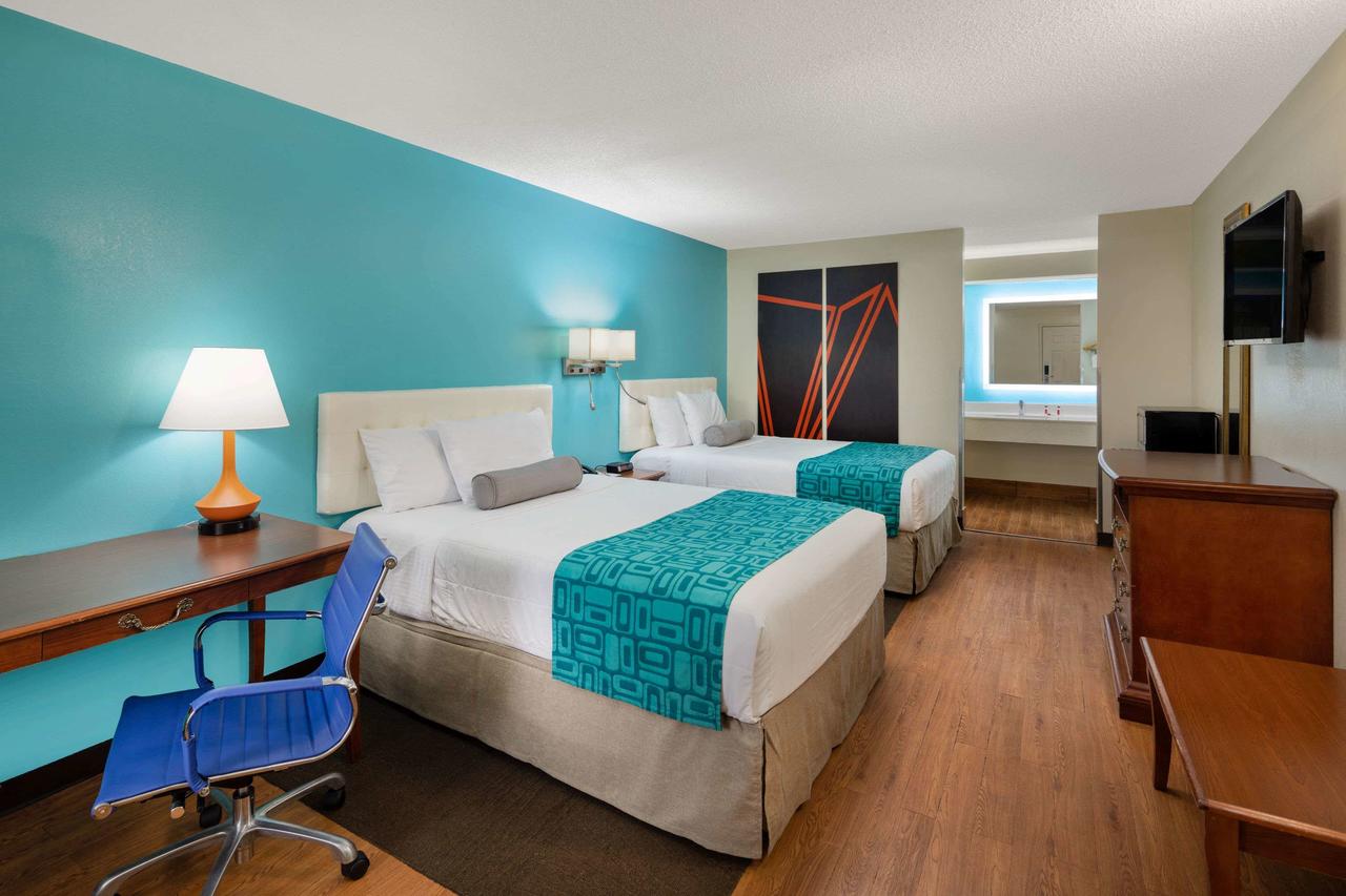 Howard Johnson By Wyndham Savannah GA - thumb 0