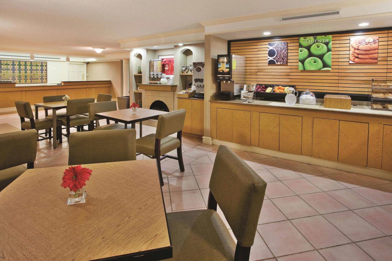 La Quinta Inn By Wyndham Savannah Midtown - thumb 2