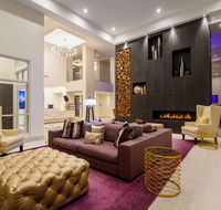 TRYP by Wyndham Savannah - Accommodation Los Angeles