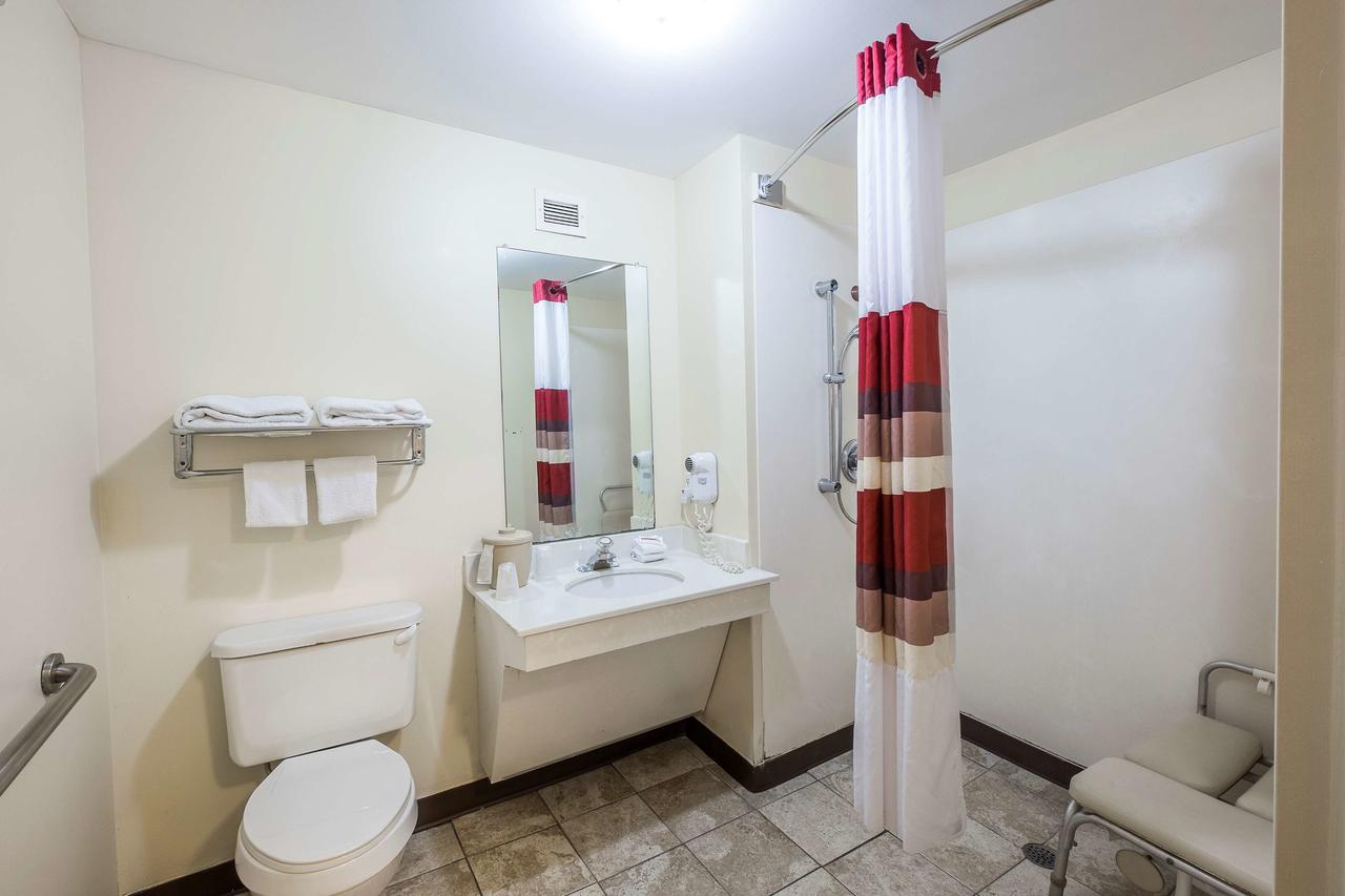 Red Roof Inn & Suites Savannah Airport - thumb 34