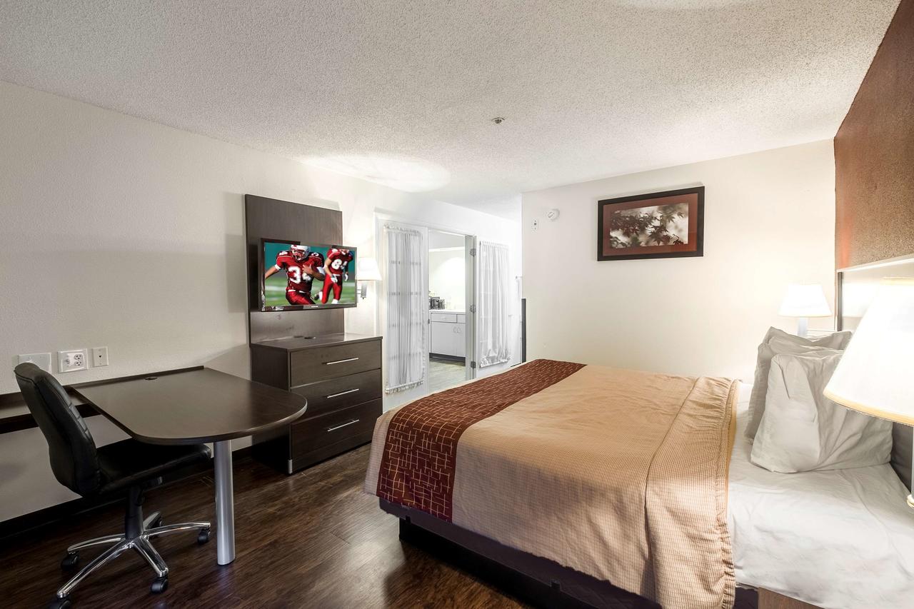 Red Roof Inn & Suites Savannah Airport - thumb 25