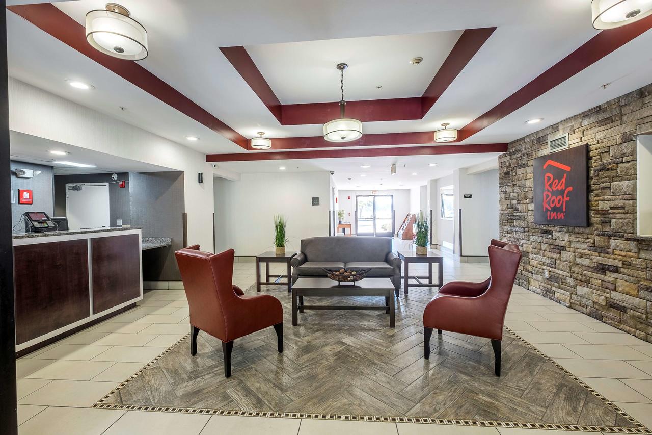 Red Roof Inn & Suites Savannah Airport - thumb 20