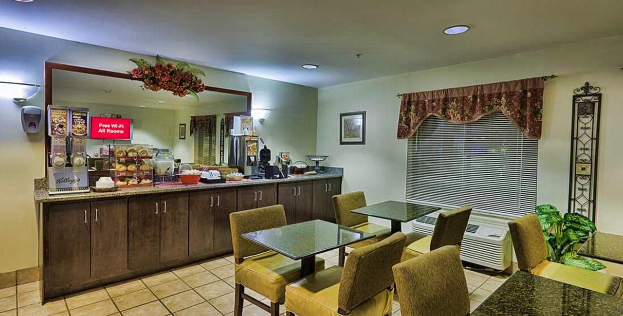 Red Roof Inn & Suites Savannah Airport - thumb 3