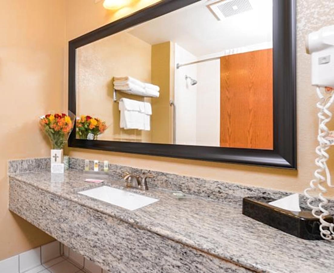 Country Inn & Suites By Radisson, Savannah Gateway, GA - thumb 5