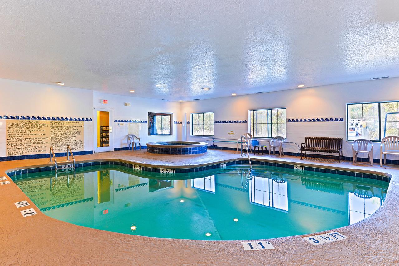 Country Inn & Suites By Radisson, Savannah Gateway, GA - thumb 2