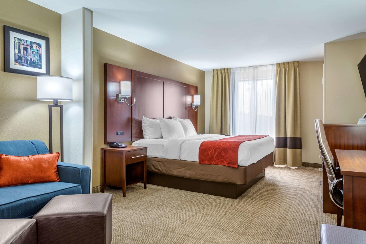 Comfort Suites Gateway - thumb 32