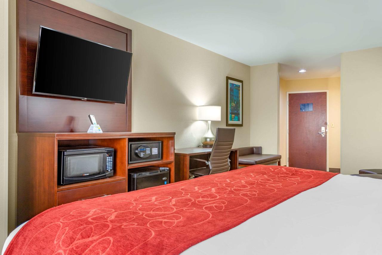 Comfort Suites Gateway - thumb 21