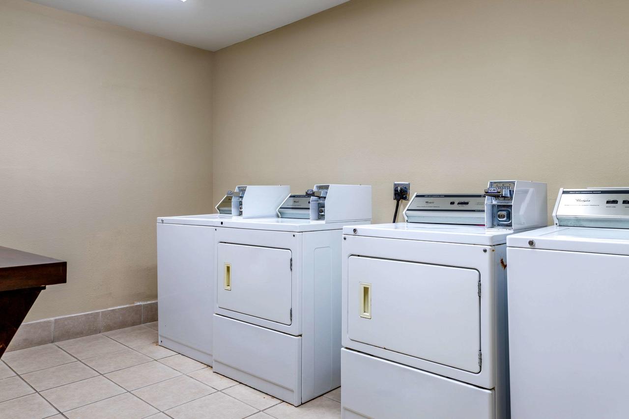 Comfort Suites Gateway - thumb 3