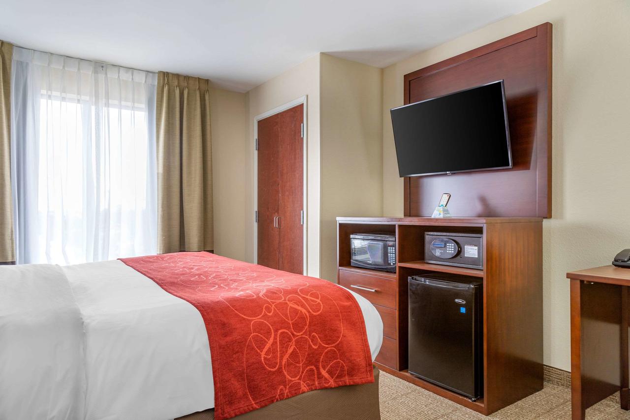 Comfort Suites Gateway - thumb 31