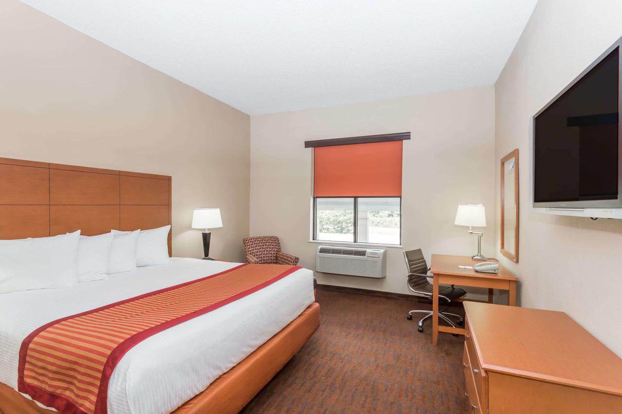 Baymont By Wyndham Savannah/Garden City - thumb 19