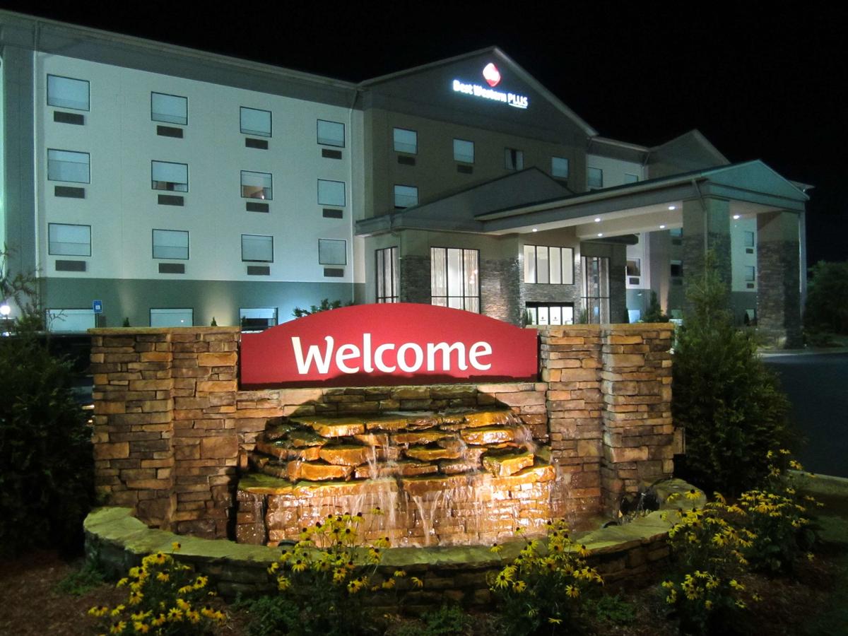 Best Western Plus Columbus Ft. Benning - thumb 20