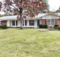 6534 Natha Avenue - Accommodation Los Angeles