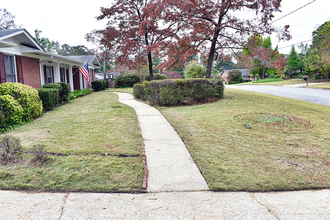 6534 Natha Avenue - thumb 8