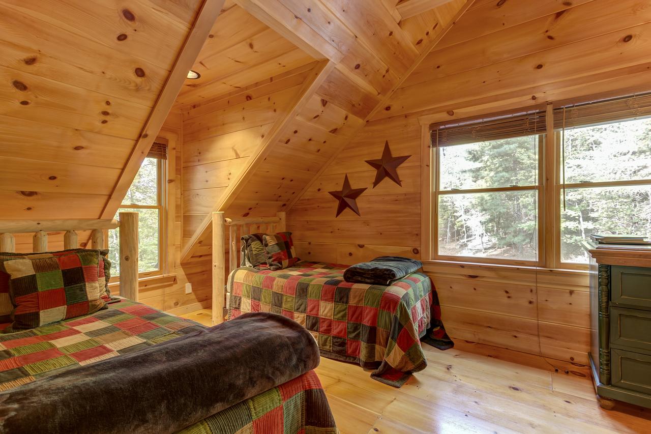 Dancing Bear Cabin - thumb 30