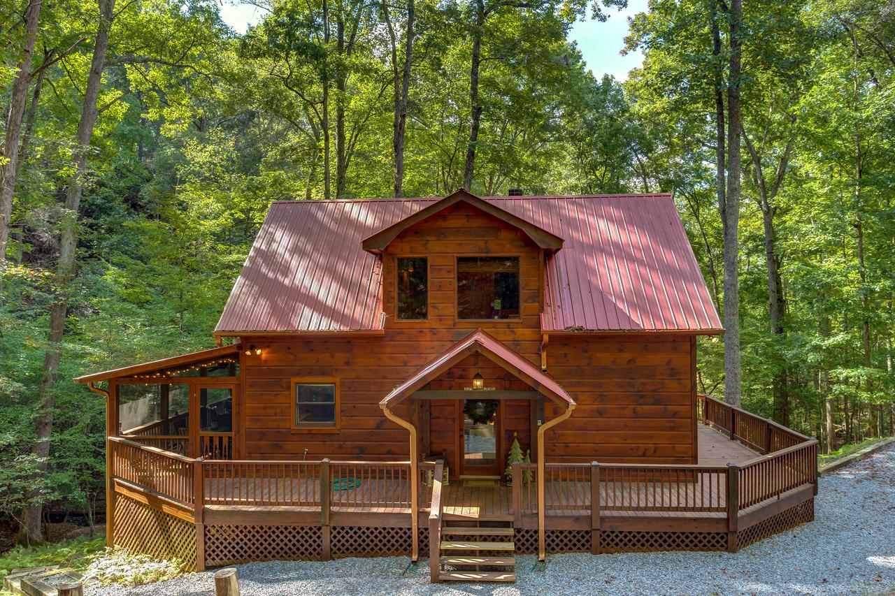 Dancing Bear Cabin - thumb 1