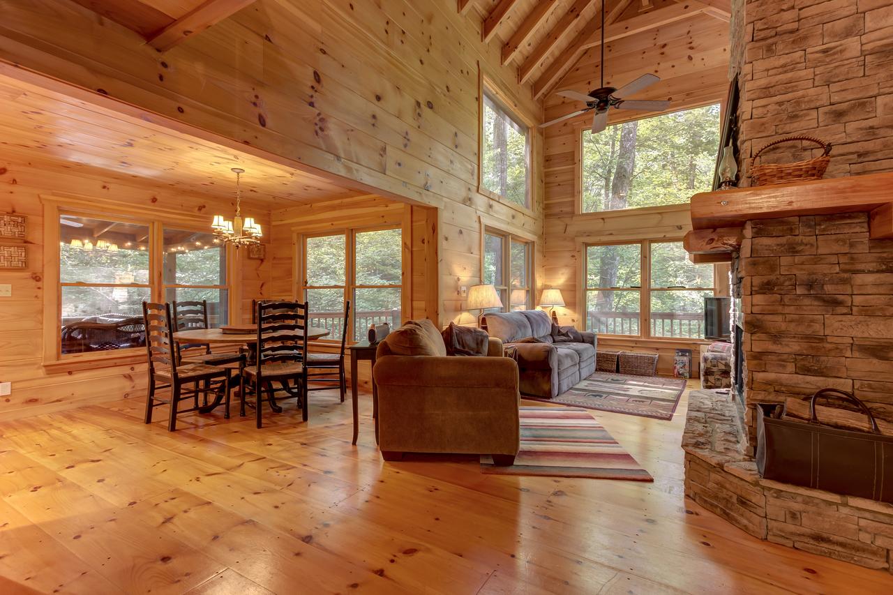 Dancing Bear Cabin - thumb 5