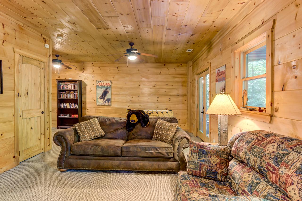 Dancing Bear Cabin - thumb 35