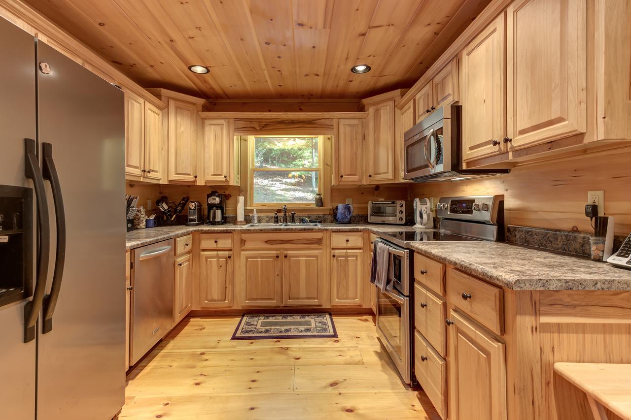 Dancing Bear Cabin - thumb 10