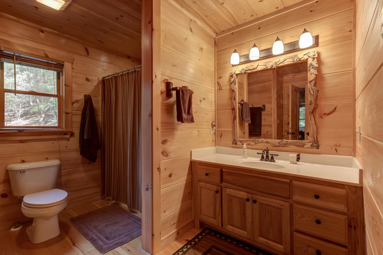 Dancing Bear Cabin - thumb 27