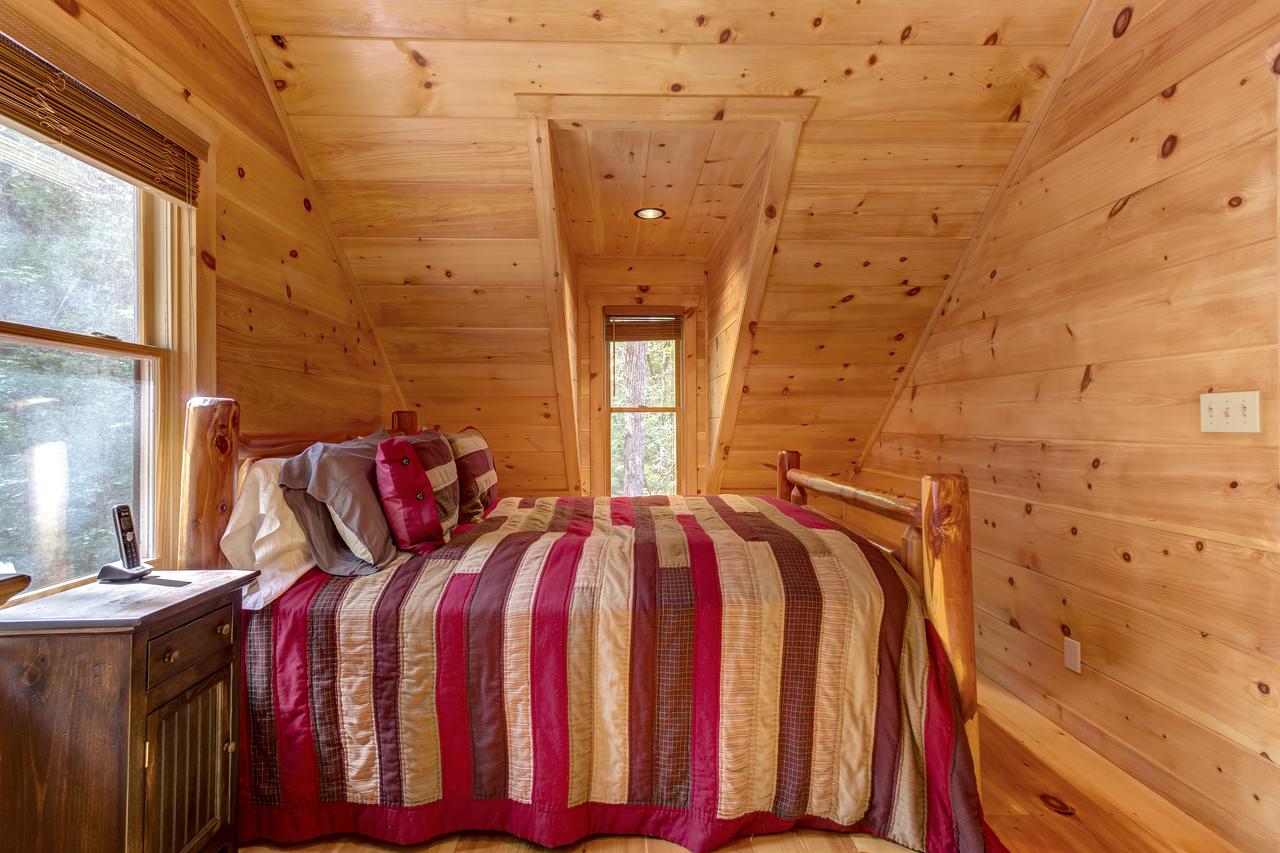 Dancing Bear Cabin - thumb 18