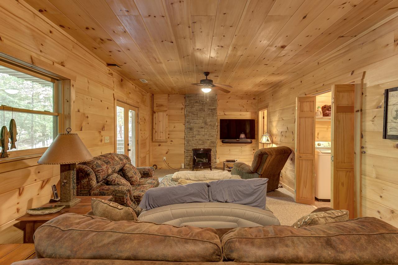 Dancing Bear Cabin - thumb 19