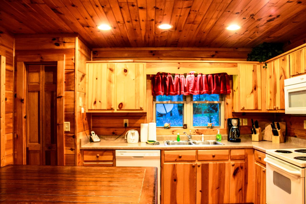 Rivers Edge Cabin - thumb 13