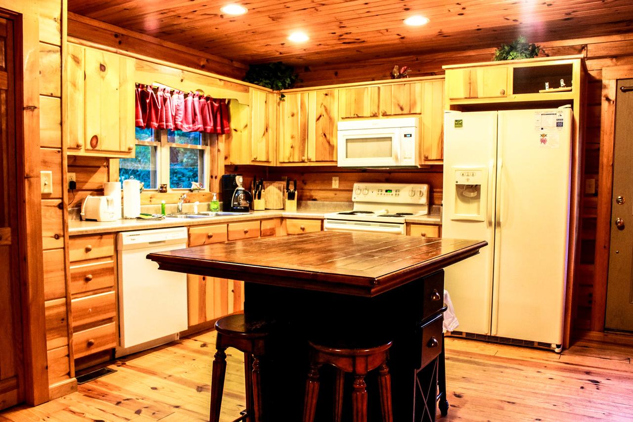 Rivers Edge Cabin - thumb 6
