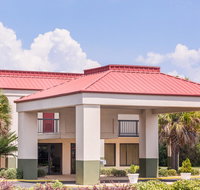 Days Inn by Wyndham Dublin GA - Accommodation Los Angeles