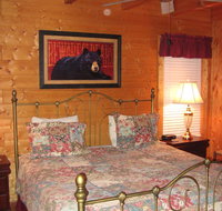 Lily Cabin at Blairsville - Accommodation Los Angeles