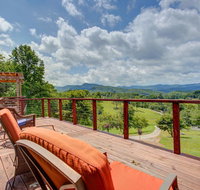 Hilltop Haven - Accommodation Los Angeles