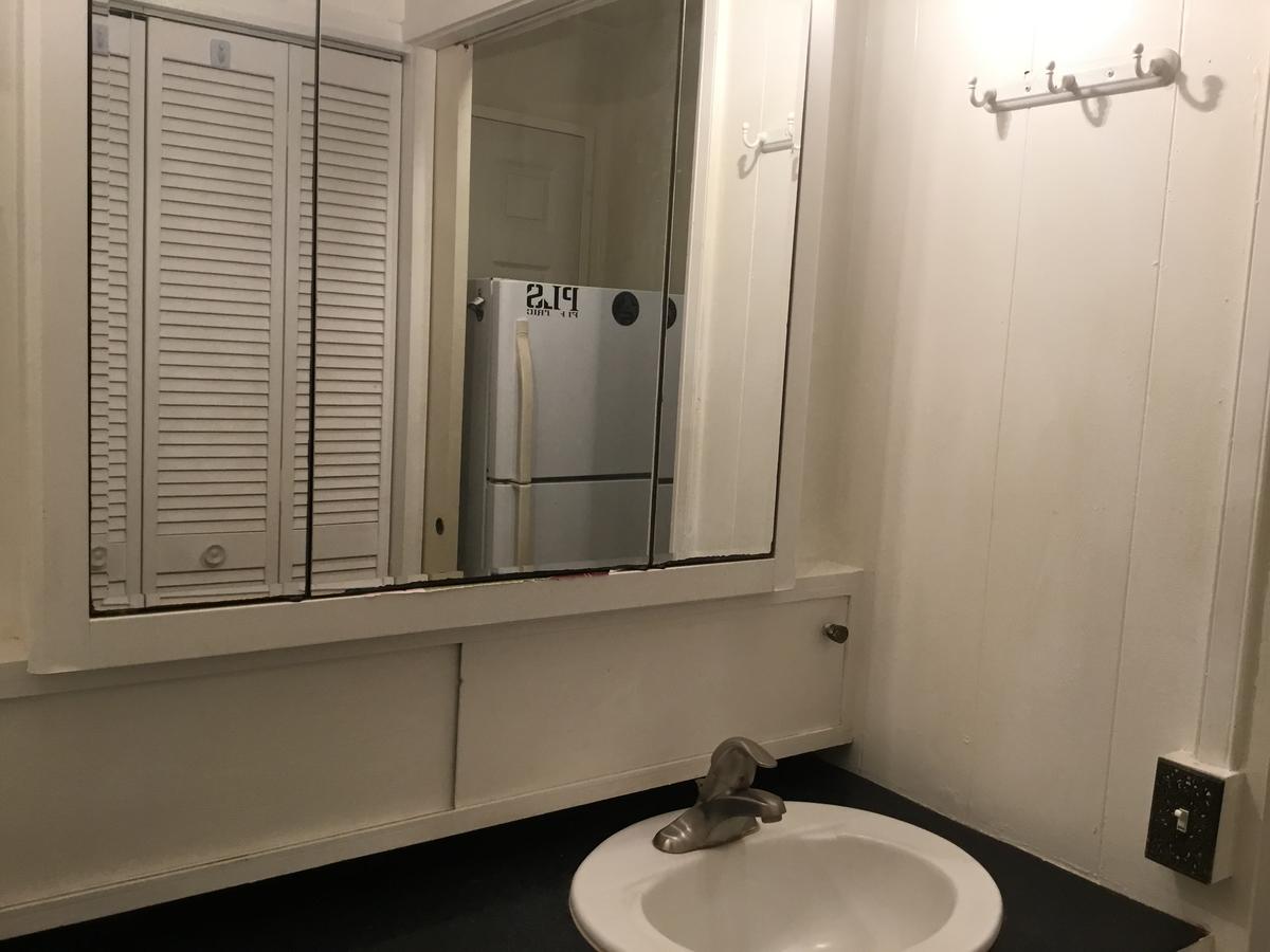 Homestay Hanauma Bay - Minimum 30 Nights Required - thumb 29