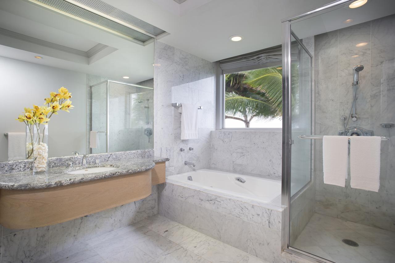 Maui Beach Hotel - thumb 27