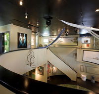 Unique Art Gallery Theater Home - Accommodation Los Angeles