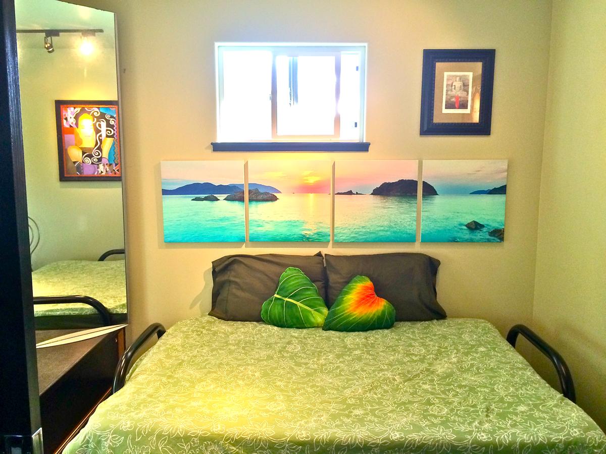 Unique Art Gallery Theater Home - thumb 13