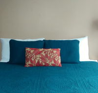 Waikiki Whale Watcher Apts 704 - Accommodation Los Angeles