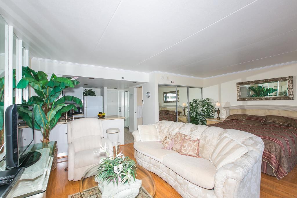 Ilikai Tower 1606 Yacht Harbor View 1BR - thumb 2