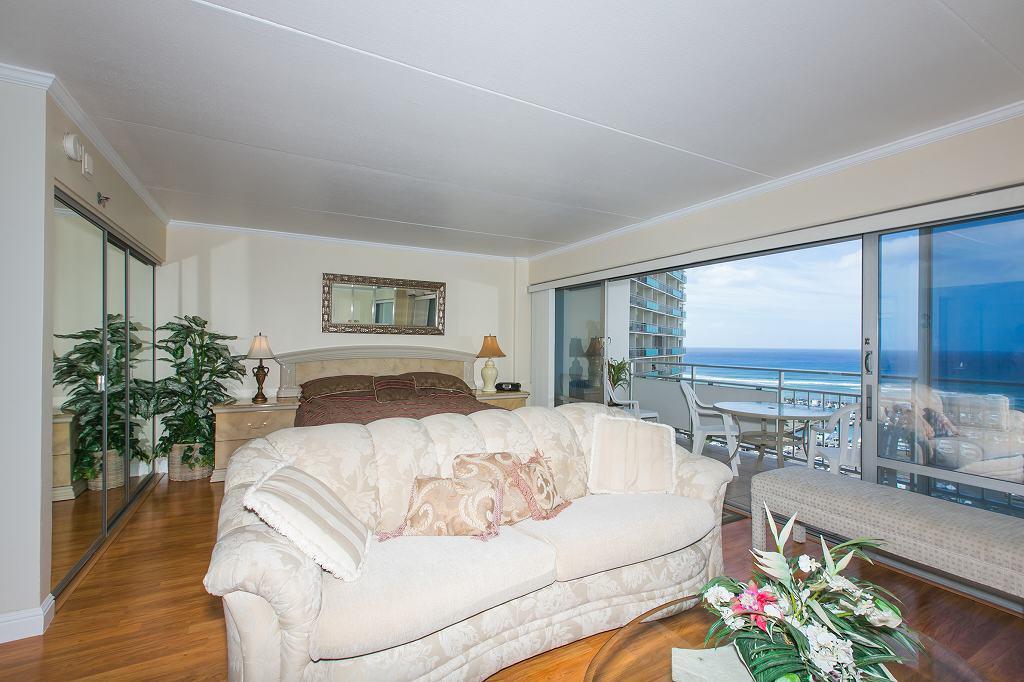 Ilikai Tower 1606 Yacht Harbor View 1BR - thumb 1