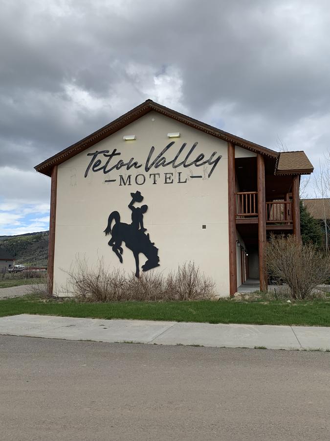 Teton Valley Motel - thumb 1