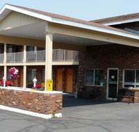 Henry Fork's Inn - Accommodation Los Angeles