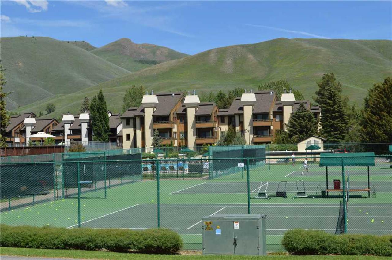 Dollar Meadows Condo With Sun Valley Amenities - thumb 5