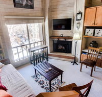 Elkhorn Studio Condo - The Clocktower - Accommodation Los Angeles