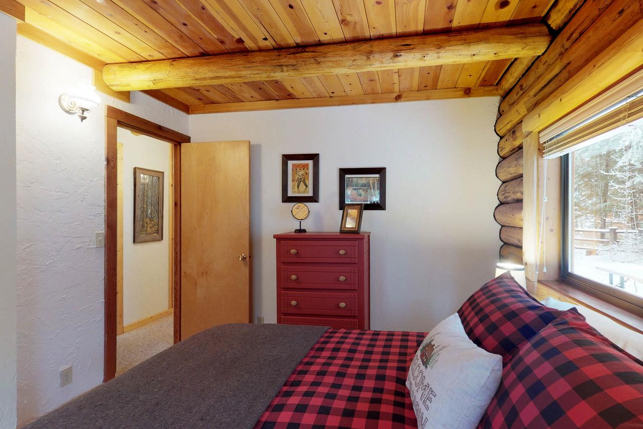 Rustic Retreat - thumb 13