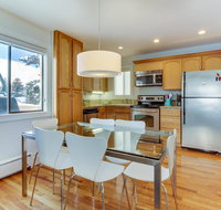 Modern Mountain Mosaic - Accommodation Los Angeles