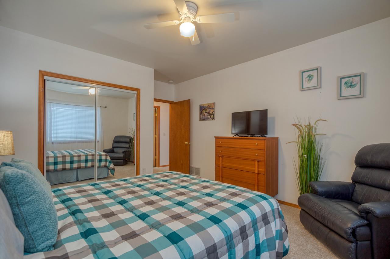 No Wake Zone - thumb 40