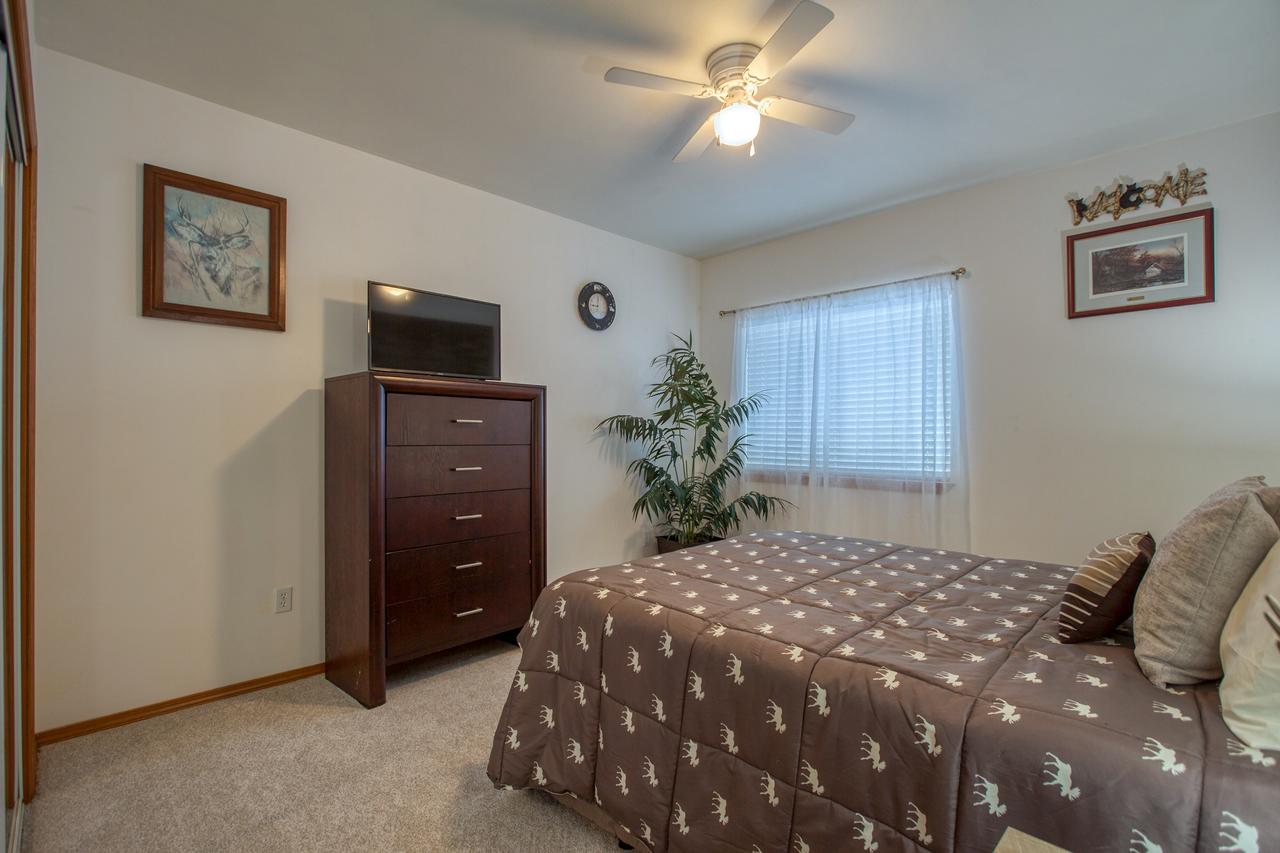 No Wake Zone - thumb 34