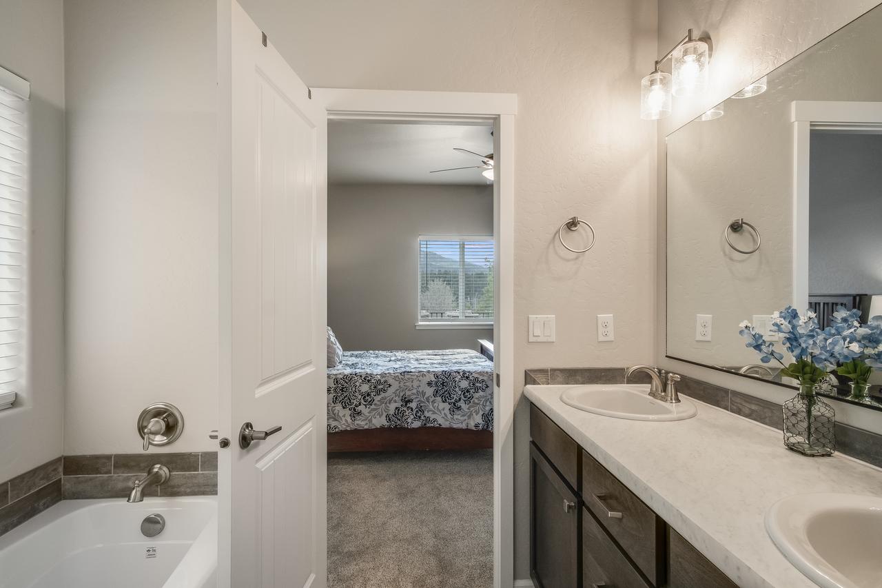 Bayview Beauty - thumb 22