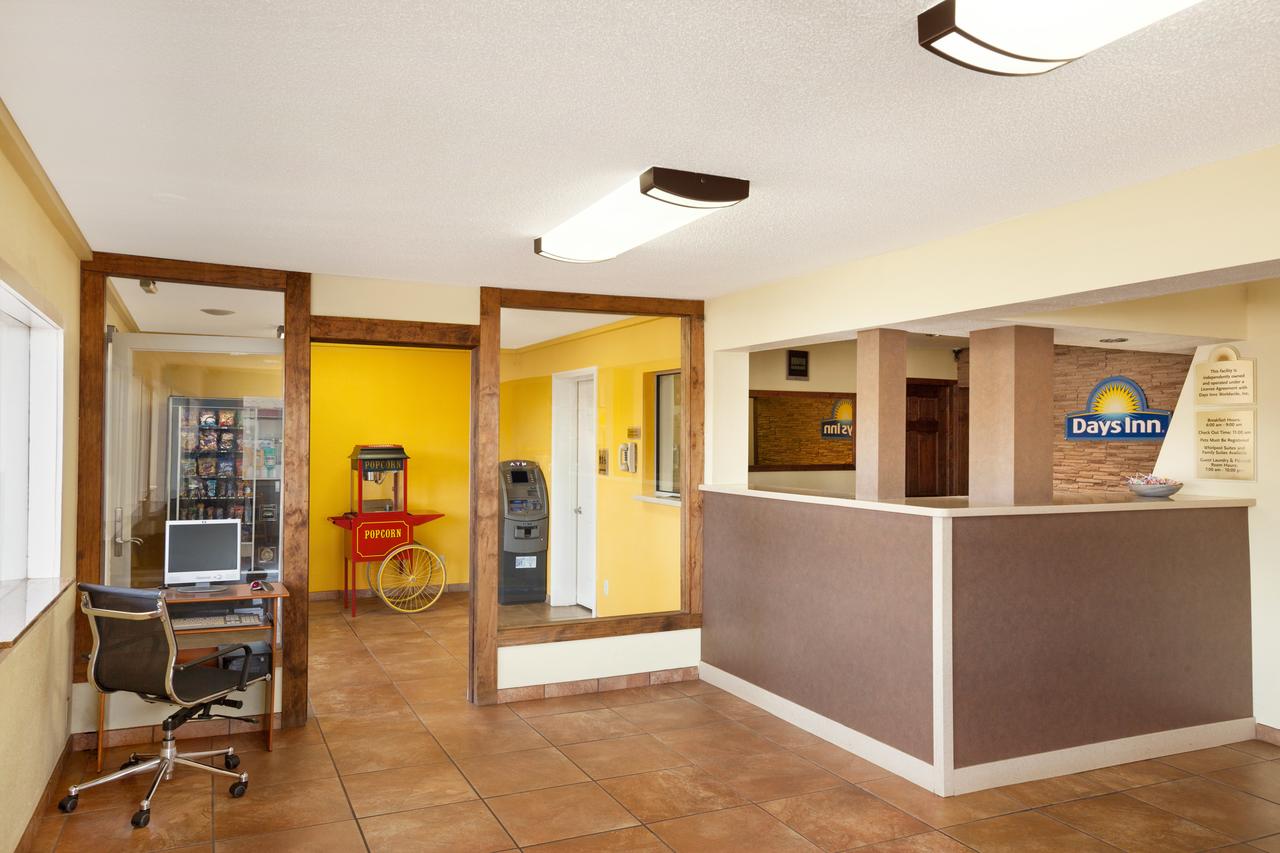 Days Inn By Wyndham Champaign/Urbana - thumb 0