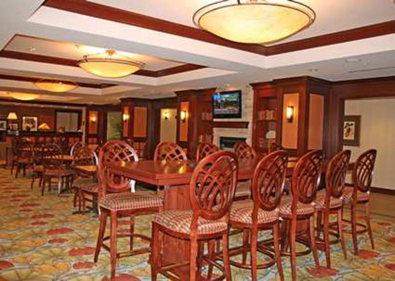 Hampton Inn McHenry - thumb 17