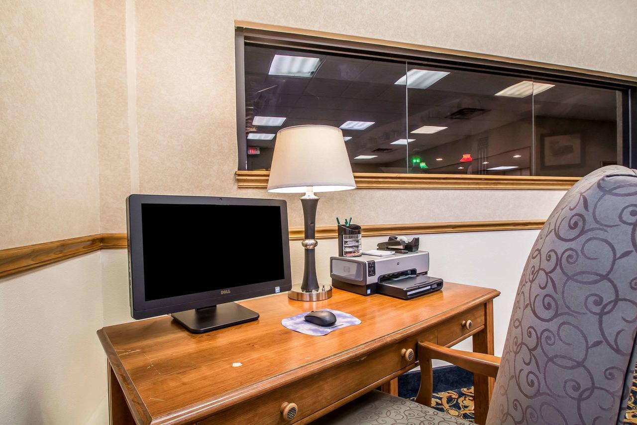 Quality Inn Morris I-80 - thumb 20