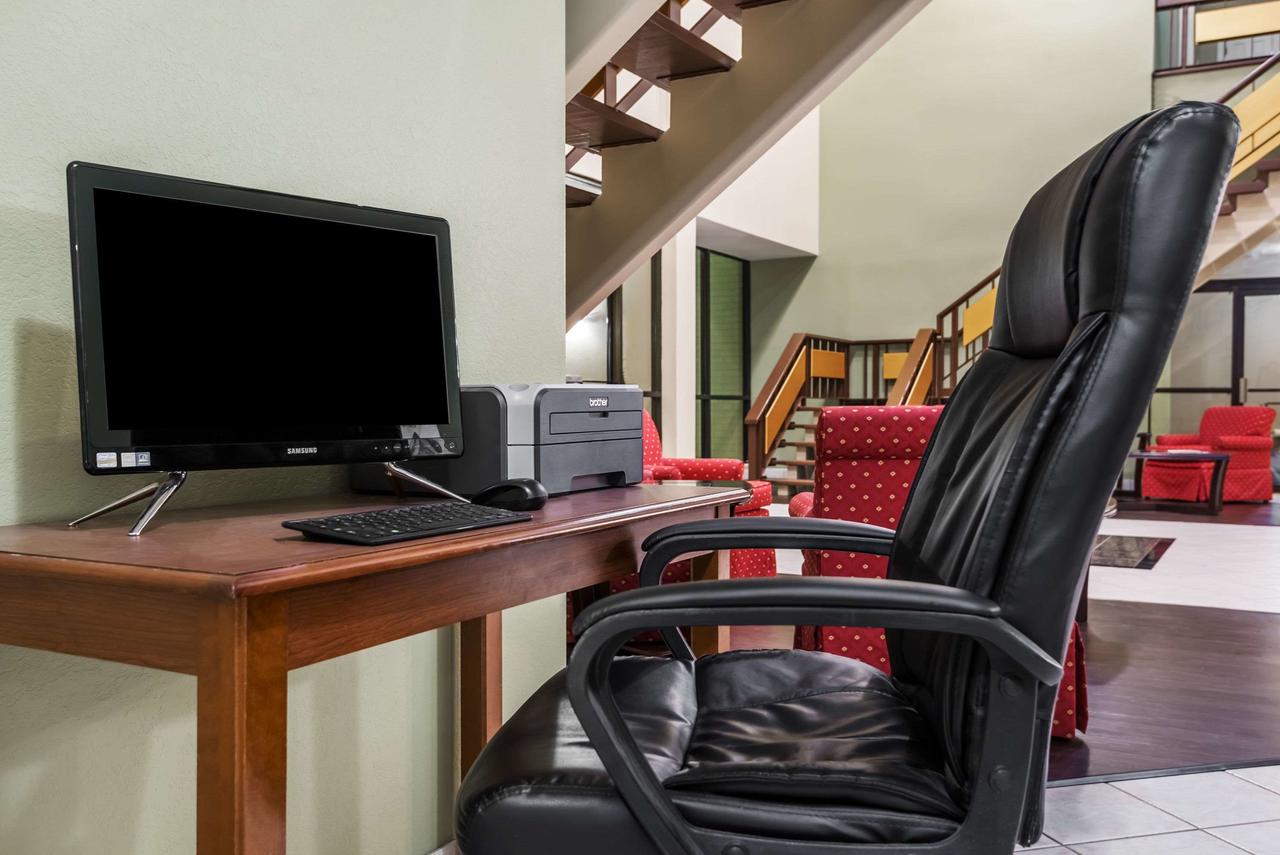 Baymont By Wyndham Kokomo - thumb 19